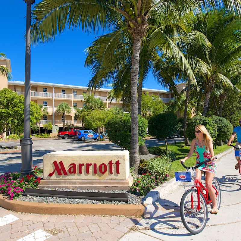 couple at Marriott Key West on bikes